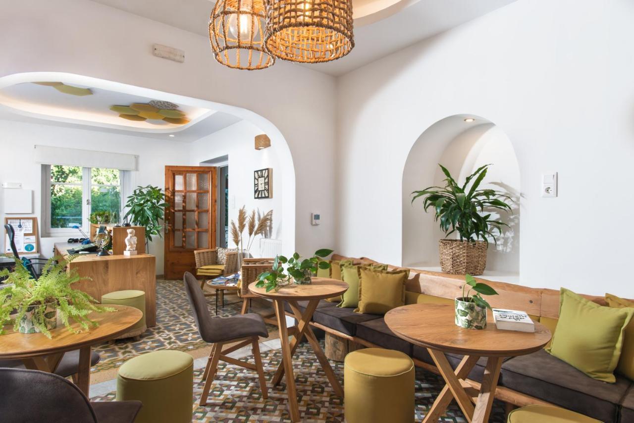 Semiramis Guesthouse Adamantas  Exterior photo