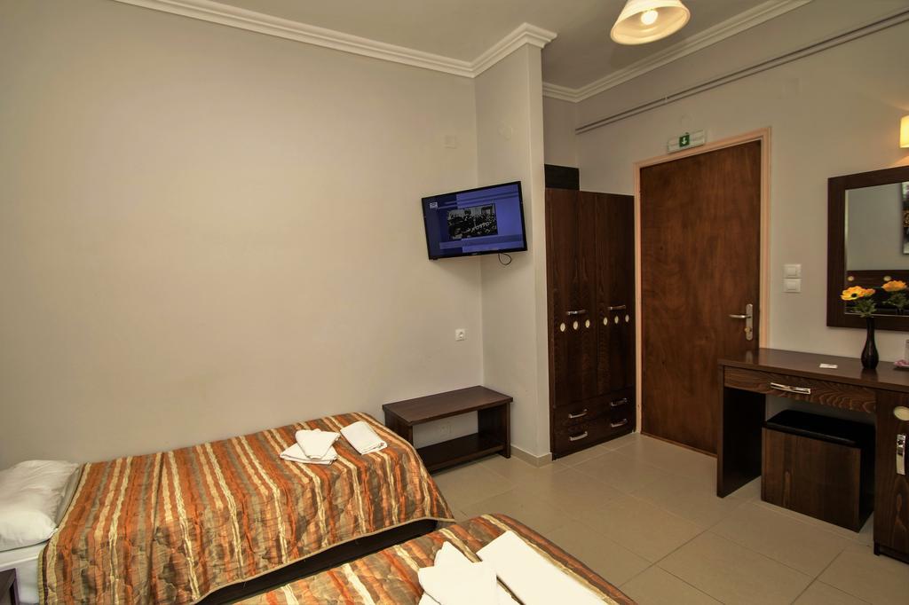 Semiramis Guesthouse Adamantas  Exterior photo